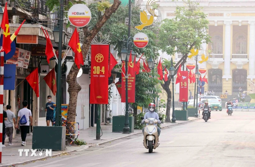 Nhà báo Thụy Sĩ ấn tượng với vị thế nổi bật của Việt Nam trong khu vực